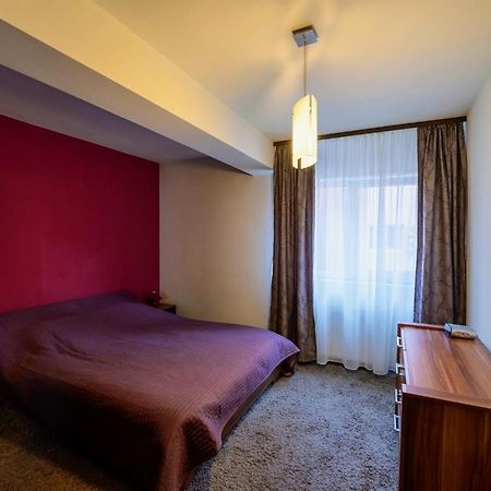 Quiet 3-Room Apt - 2 Parking Spaces - 5 Min Bus Floreşti Exterior foto